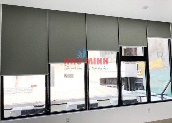 Rèm cuốn chống nắng màu ghi tại Đà Nẵng