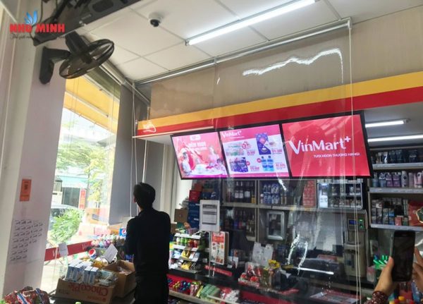 Rèm bạt gương tại Đà Nẵng - Như Minh lắp rèm bạt gương cho chuỗi siêu thị Vinmart+
